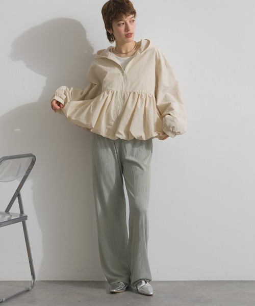 Fizz（フィズ）の「ナイロンワッシャーペプラムデザインマウンテンパーカー（マウンテンパーカー・レディース・アイボリー/ブラック/ベージュ・M）」の18枚目の写真