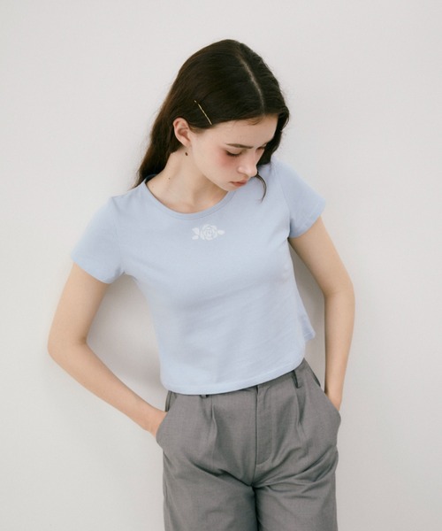 idem(イデム)の「idem rose graphic T-shirt / オリジナルローズグラフィックTシャツ(Tシャツ/カットソー・レディース・ネイビー/ブルー・FREE)」の22枚目の写真