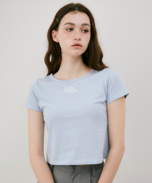 idem(イデム)の「idem rose graphic T-shirt / オリジナルローズグラフィックTシャツ(Tシャツ/カットソー・レディース・ネイビー/ブルー・FREE)」の14枚目の写真