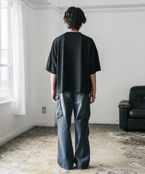 Rocky Monroe（ロッキーモンロー）の「AIR TEC+ 接触冷感・遮熱・UVカット 多機能オーバーサイズショート丈半袖Tシャツ（Tシャツ/カットソー・メンズ・ブラック/グレイッシュベージュ/ブルー/チャコール/ネイビー/ピンク/ホワイト・M/XL/L）」の8枚目の写真