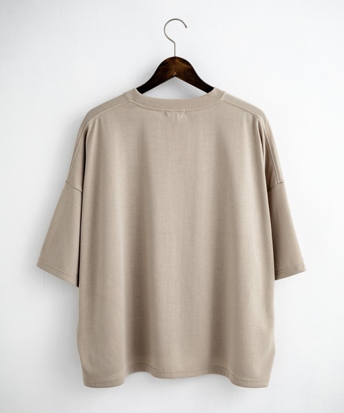 Rocky Monroe（ロッキーモンロー）の「AIR TEC+ 接触冷感・遮熱・UVカット 多機能オーバーサイズショート丈半袖Tシャツ（Tシャツ/カットソー・メンズ・ブラック/グレイッシュベージュ/ブルー/チャコール/ネイビー/ピンク/ホワイト・M/XL/L）」の18枚目の写真