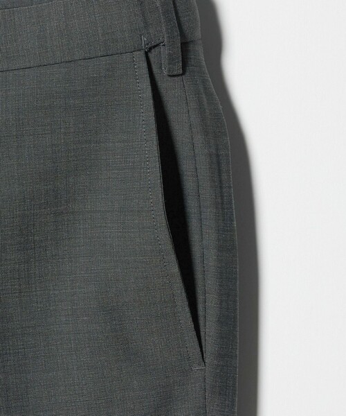 UNITED ARROWS(ユナイテッドアローズ)の「ピンヘッド トロピカル サイドエクステンド ノープリーツ スラックス COMFORT EASY‐MODEL ウォッシャブル ストレッチ イージーケア(スラックス・メンズ・ダークグレー・48/50/46/44/42)」の10枚目の写真