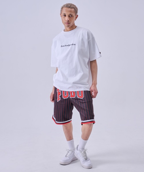 FUBU( フブ)の「FUBU フブ ブランド Studs Logo TShirts/スタッドロゴTシャツ(Tシャツ/カットソー・メンズ・ホワイト/ブラック・XXL/XL/L/M)」の10枚目の写真