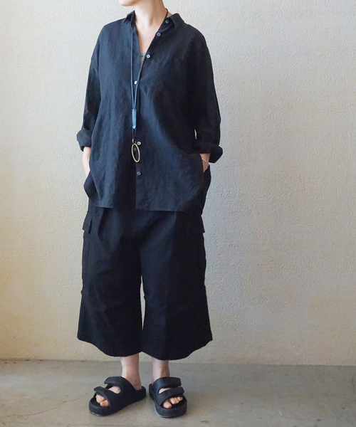 JOURNAL STANDARD LUXE(ジャーナルスタンダード ラックス)の「40リネン レギュラーカラーシャツ(シャツ/ブラウス・レディース・ブラック/ベージュ・FREE)」の3枚目の写真