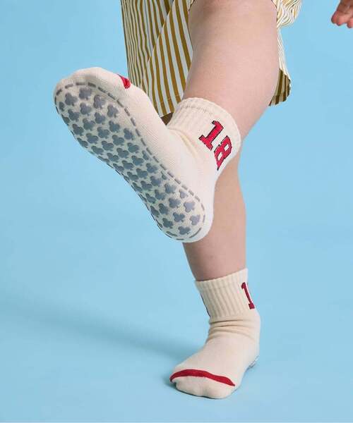 b・ROOM(ビールーム)の「ナンバーソックス(滑り止め付き)【子供服】【キッズ】【男の子】【女の子】(ソックス/靴下・キッズ・オレンジ/イエロー/ブルー/ライトベージュ/ブラック/グリーン・M/S)」の18枚目の写真