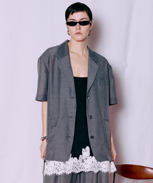 MAISON SPECIAL（メゾンスペシャル）の「Half-Sleeve Sheer Suiting Jacket/ハーフスリーブシアースーチングジャケット（テーラードジャケット・レディース・ホワイト/グレー・FREE）」の4枚目の写真