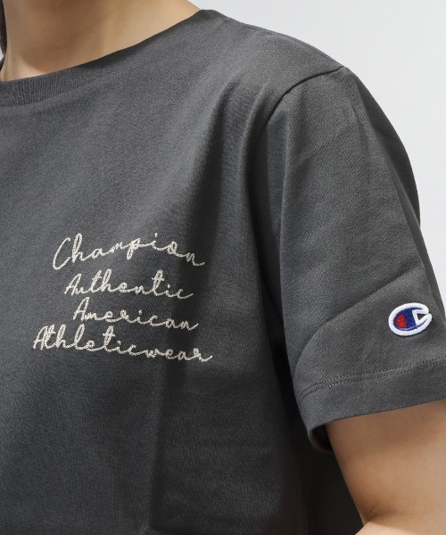 Champion（チャンピオン）の「【別注】チャンピオン  SHORT SLEEVE T-SHIRT 限定コラボ（Tシャツ/カットソー・レディース・チャコールグレー/ホワイト・M/L）」の8枚目の写真