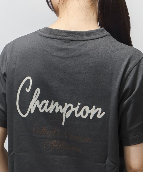 Champion（チャンピオン）の「【別注】チャンピオン  SHORT SLEEVE T-SHIRT 限定コラボ（Tシャツ/カットソー・レディース・チャコールグレー/ホワイト・M/L）」の10枚目の写真