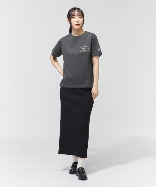 Champion（チャンピオン）の「【別注】チャンピオン  SHORT SLEEVE T-SHIRT 限定コラボ（Tシャツ/カットソー・レディース・チャコールグレー/ホワイト・M/L）」の7枚目の写真