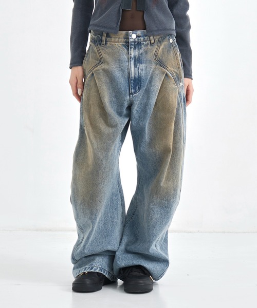 CONZ(コンズ)の「distressed curve denim (WOMENS)(デニムパンツ・レディース・インディゴブルー・3/2/1)」の1枚目の写真