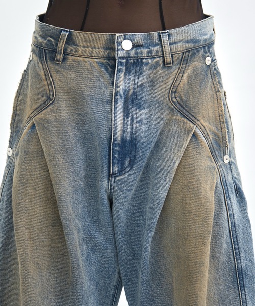 CONZ(コンズ)の「distressed curve denim (WOMENS)(デニムパンツ・レディース・インディゴブルー・3/2/1)」の5枚目の写真