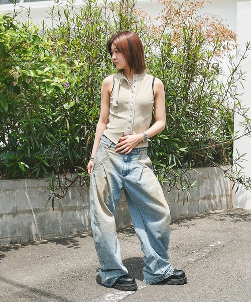 CONZ(コンズ)の「distressed curve denim (WOMENS)(デニムパンツ・レディース・インディゴブルー・3/2/1)」の10枚目の写真