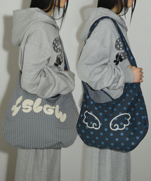 SLEEKGLOW（スリック グロウ）の「リバーシブルドットチェッククロスバッグ[ブルー]（メッセンジャーバッグ）」