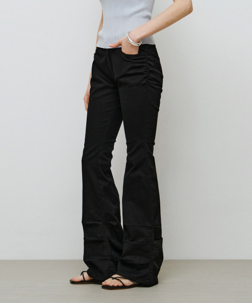 MONGDOL(モンドル)の「サイドシャーリングローライズブーツカットパンツブラックMDPT075BLACK(その他パンツ・レディース・その他・SMALL/MEDIUM/LARGE)」の4枚目の写真