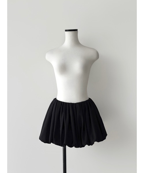 AMOMMA(アモマ)の「VOLUME GATHER MINI SKIRT(スカート・レディース・グレー/ブラック・FREE)」の14枚目の写真