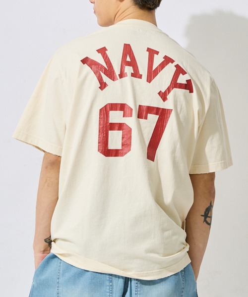 ムラサキスポーツ(ムラサキスポーツ)の「DEAR LAUREL/ディアローレル × ジャクソンマティス JM NUMBERING NAVY 半袖 Tシャツ DL26S-JM2101(Tシャツ/カットソー・メンズ・ブラウン/グレー/ホワイト・L/M)」の2枚目の写真