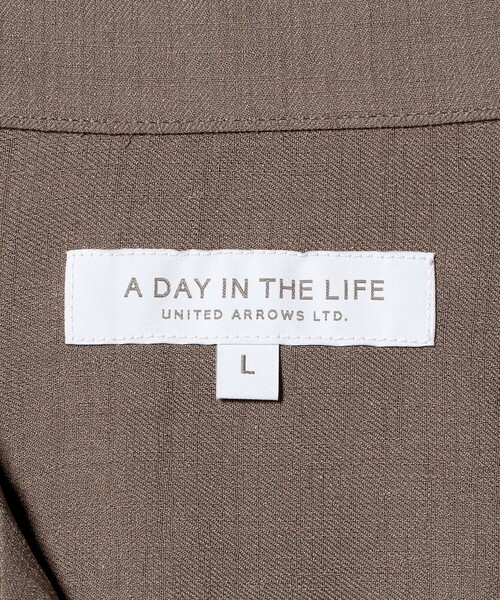 A DAY IN THE LIFE UNITED ARROWS(アデイインザライフユナイテッドアローズ)の「リネンライク スラブ オープンカラーシャツ-吸水速乾・通気性-<A DAY IN THE LIFE>(シャツ/ブラウス・メンズ・ナチュラル/ブラック/モカ/コバルトブルー・L/M/S)」の11枚目の写真