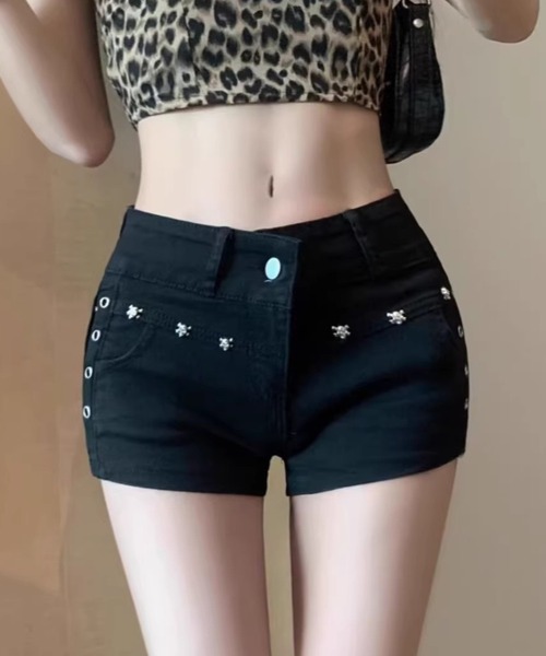 yuue' ( wear )(ユーイ)の「スタッズ付きストレッチマイクロショートパンツ(その他パンツ・レディース・ブラック・M/L)」の5枚目の写真