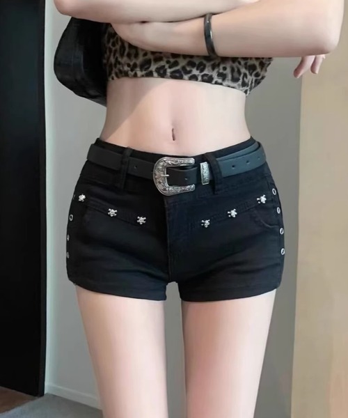 yuue' ( wear )(ユーイ)の「スタッズ付きストレッチマイクロショートパンツ(その他パンツ・レディース・ブラック・M/L)」の4枚目の写真