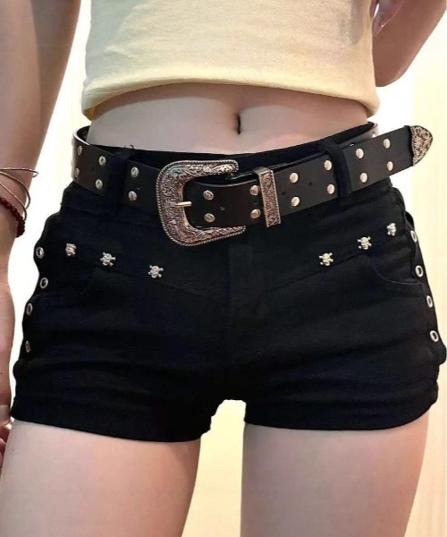 yuue' ( wear )(ユーイ)の「スタッズ付きストレッチマイクロショートパンツ(その他パンツ・レディース・ブラック・M/L)」の8枚目の写真