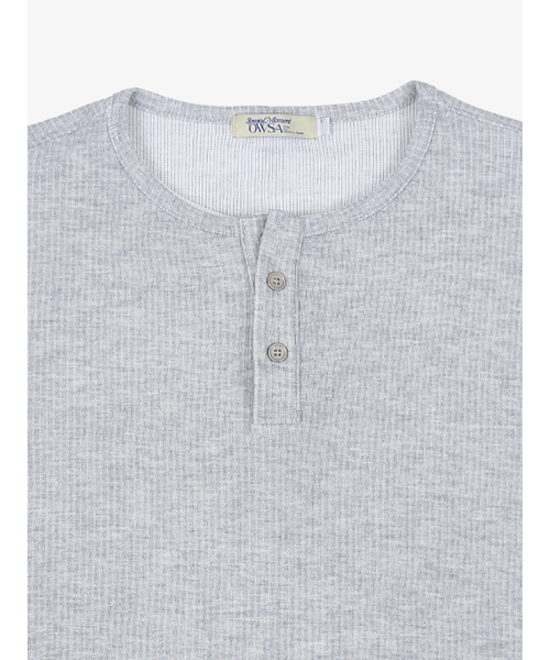 OWSA（オウサ）の「ヘンリーネックレイヤード長袖Tシャツ3カラー（Tシャツ/カットソー・メンズ・グレー/ブラック/ブラウン・LARGE/MEDIUM）」の11枚目の写真