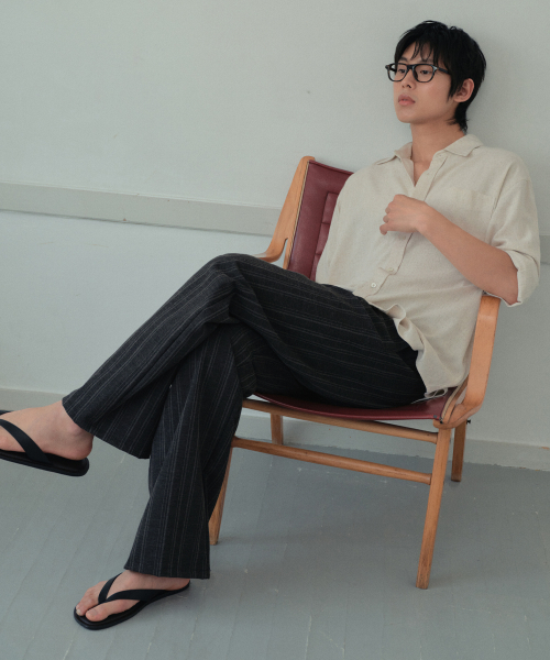 WEDNESDAY OASIS(ウェンズデーオアシス)の「クラークストライプセミワイドパンツ_BLACK(WB6PT16)(その他パンツ・メンズ・ブラック・MEDIUM/LARGE)」の4枚目の写真