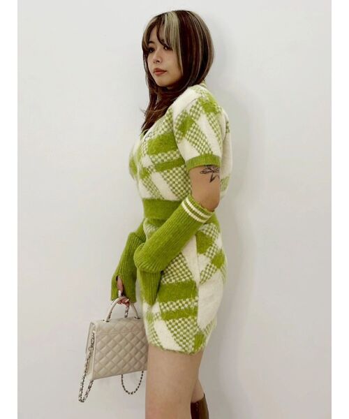 EVRIS（エヴリス）の「チェックショートニットトップス【セットアップ着用可能】　秋服（ニット/セーター・レディース・ブラック/グリーン/レッド・FREE）」の20枚目の写真