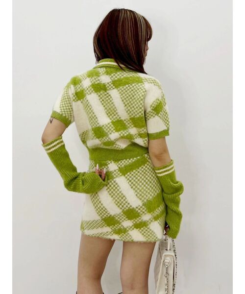EVRIS（エヴリス）の「チェックショートニットトップス【セットアップ着用可能】　秋服（ニット/セーター・レディース・ブラック/グリーン/レッド・FREE）」の21枚目の写真