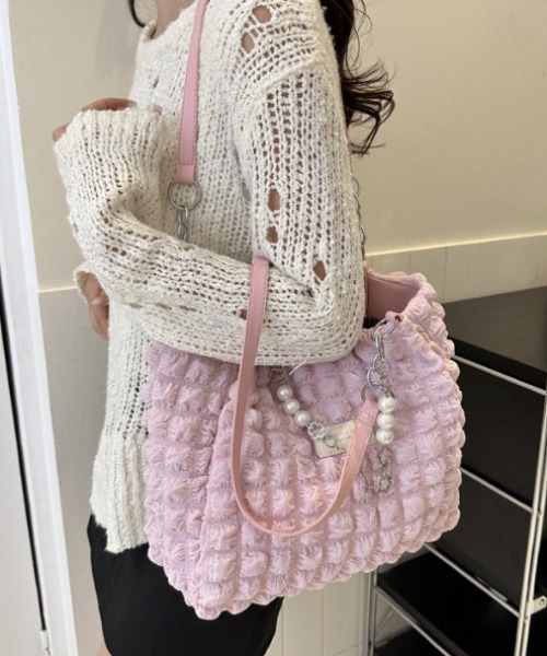boemy(ボエミー)の「ぽこぽこワッフル トートバッグ(トートバッグ・レディース・パープル/ホワイト/ブラック/グリーン・FREE)」の4枚目の写真