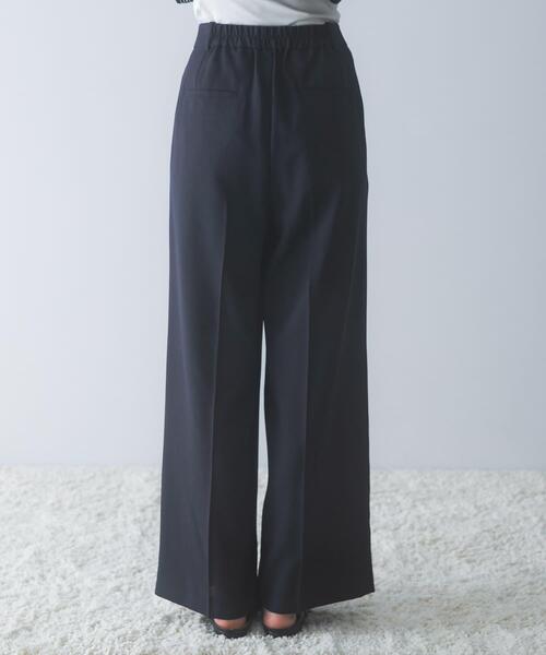 URBAN RESEARCH ROSSO WOMEN(アーバンリサーチ ロッソ)の「防シワ リネンライクイージースラックス(その他パンツ・レディース・ブルー系その他/ライトベージュ/ネイビー・36/38)」の15枚目の写真