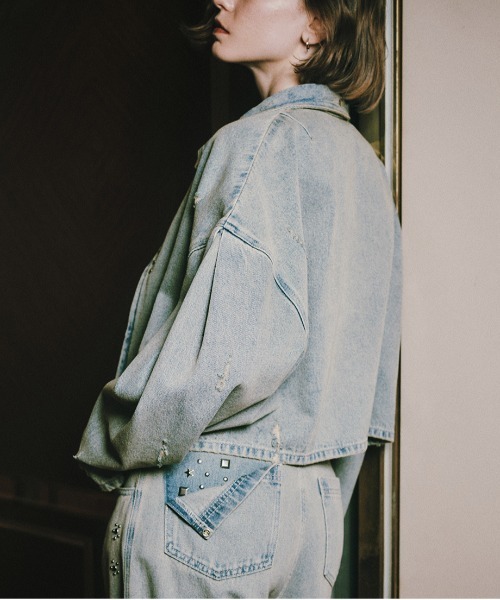 Ameri(アメリ)の「TATTOO STUDS DENIM PANTS(デニムパンツ・レディース・ブルー/ブラック・26inch/25inch/24inch)」の13枚目の写真