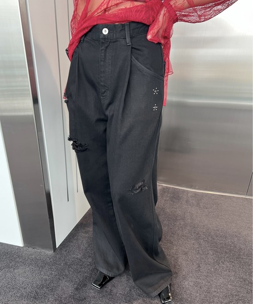 Ameri(アメリ)の「TATTOO STUDS DENIM PANTS(デニムパンツ・レディース・ブルー/ブラック・26inch/25inch/24inch)」の10枚目の写真