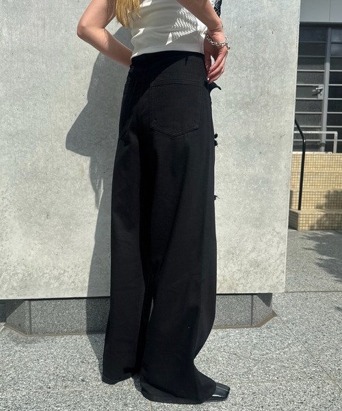 Ameri(アメリ)の「TATTOO STUDS DENIM PANTS(デニムパンツ・レディース・ブルー/ブラック・26inch/25inch/24inch)」の22枚目の写真