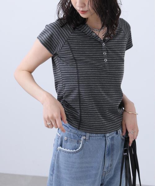 FREE'S MART(フリーズマート)の「◆スキッパー半袖カットソーフーディー(Tシャツ/カットソー・レディース・ネイビー/ホワイト/グレー系その他/グレー系その他2・FREE)」の16枚目の写真