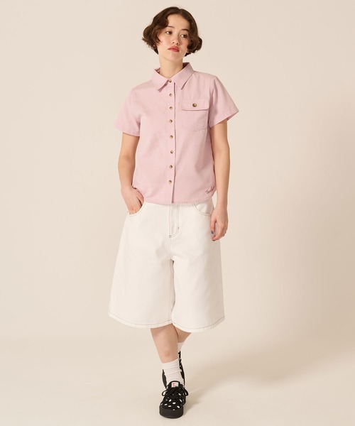 TINA:JOJUN(ティーナジョジュン)の「オーバーサイズ ハーフ チノパンツ TINA:JOJUN(チノパンツ・レディース・ホワイト/ダークブラウン・S/M)」の5枚目の写真