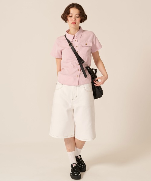 TINA:JOJUN(ティーナジョジュン)の「オーバーサイズ ハーフ チノパンツ TINA:JOJUN(チノパンツ・レディース・ホワイト/ダークブラウン・S/M)」の6枚目の写真