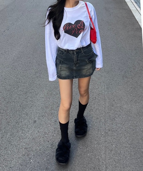 tunee(チュニー)の「ハートグラフィックロンT/長袖Tシャツ(hsyd)(Tシャツ/カットソー・レディース・ホワイト・MEDIUM)」の1枚目の写真