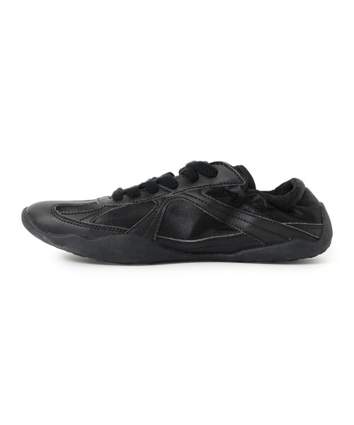 Ray BEAMS(レイビームス)の「FILA / GLIO(その他シューズ・レディース・ブラック・23.5cm/23.0cm/25.0cm/24.5cm/24.0cm)」の3枚目の写真