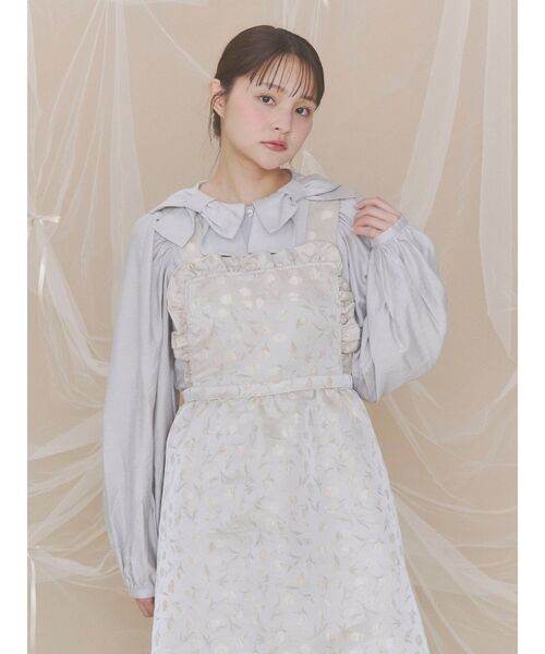 merry jenny(メリージェニー)の「ダブルリボンカラーブラウス(シャツ/ブラウス・レディース・オフホワイト/ベビーピンク/ライトグレー・FREE)」の13枚目の写真