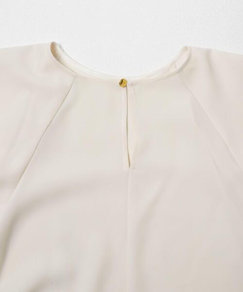 URBAN RESEARCH ROSSO WOMEN(アーバンリサーチ ロッソ)の「クールタッチ 吸水速乾バルーンブラウス(シャツ/ブラウス・レディース・アイボリー/イエロー系その他/ネイビー・FREE)」の15枚目の写真