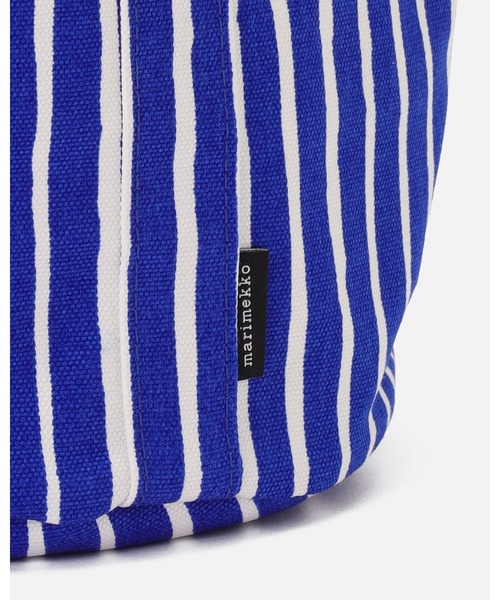 marimekko(マリメッコ)の「【バナー掲載特典付】Piccolo / Small Container bag&Unikko / mat 73x74cm(トートバッグ・レディース・ブルー・FREE)」の7枚目の写真