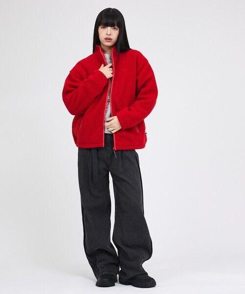 Russell Athletic(ラッセルアスレティック)の「【RUSSELL ATHLETIC/ラッセル アスレチック】シープボアジップジャケット/Sheep Boa Zip JKT/パーカー(ブルゾン・レディース・アイボリー/ブラック/レッド・フリー)」の4枚目の写真