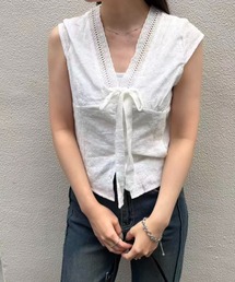 front ribbon v-neck blouse