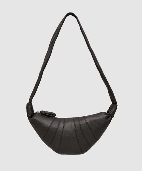LEMAIRE(ルメール)の「SMALL CROISSANT BAG(ショルダーバッグ・メンズ・ブラウン・ONE SIZE)」の1枚目の写真