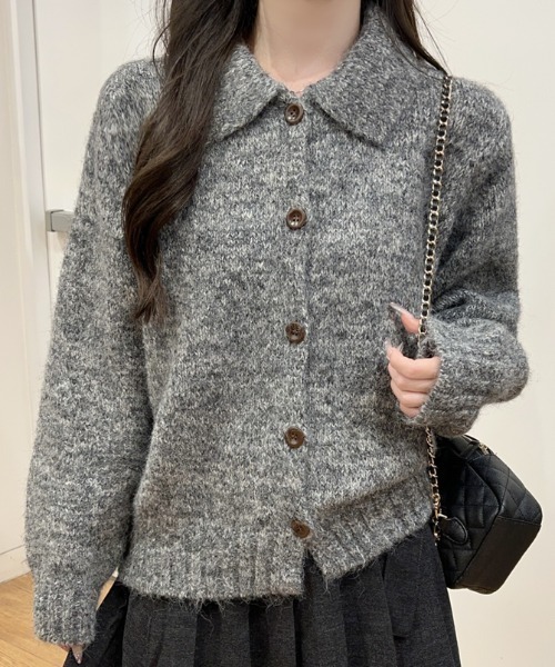 AMAJI(アマジ)の「ポロカラー ルーズシルエット 厚手 ニットカーディガン(カーディガン/ボレロ・レディース・パープル/グレー/ブラウン・FREE)」の5枚目の写真