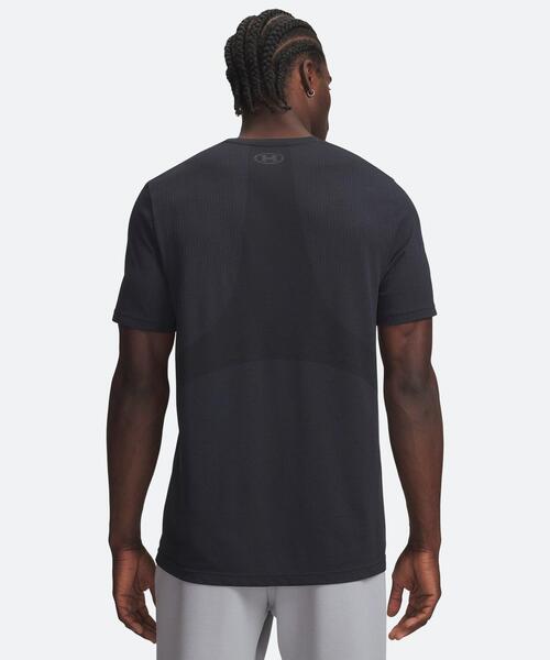 UNDER ARMOUR（アンダーアーマー）の「UAバニッシュ シームレス ショートスリーブ Tシャツ（トレーニング/メンズ）（Tシャツ/カットソー・メンズ・ブラック・M/XL/L/S）」の2枚目の写真