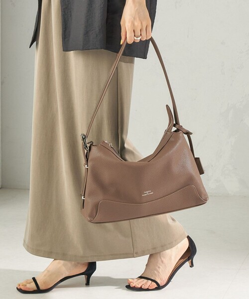 SHIPS(シップス)の「【WEB限定】George Cinq: ONE HANDLE BAG(ショルダーバッグ・レディース・ブラック/ブラウン/ベージュ系・ONE SIZE)」の14枚目の写真