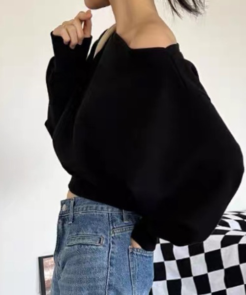 ampm(エーエムピーエム)の「スウェット オフショルダートップス ワンショルダークロップド丈 トレーナー(Tシャツ/カットソー・レディース・ホワイト/ブラック/グレー・FREE)」の16枚目の写真