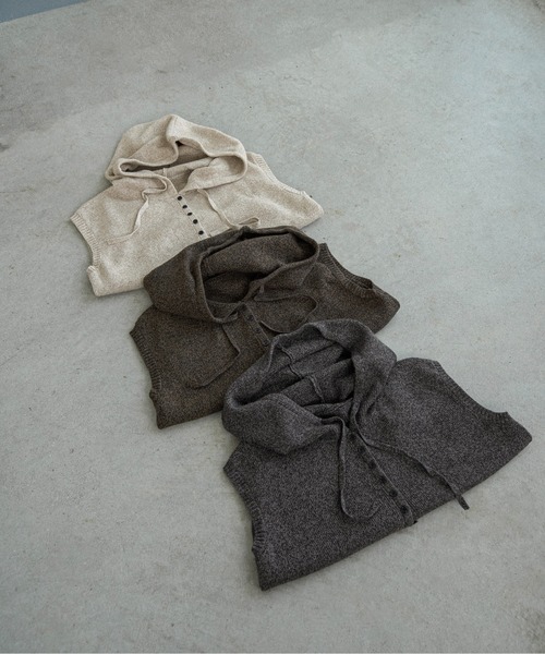 lawgy(ラウジー)の「melange yarn string hood knit vest / メランジヤーンストリングフードニットベスト(ベスト・レディース・ベージュ系/ミックスグレー/ブラウン系・FREE)」の9枚目の写真