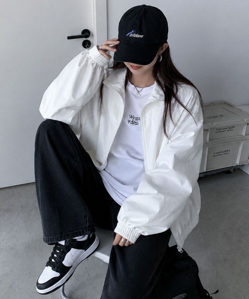 Flugge(フラッジー)の「スタンドカラーライトブルゾン(ブルゾン・レディース・ホワイト・LARGE)」の1枚目の写真